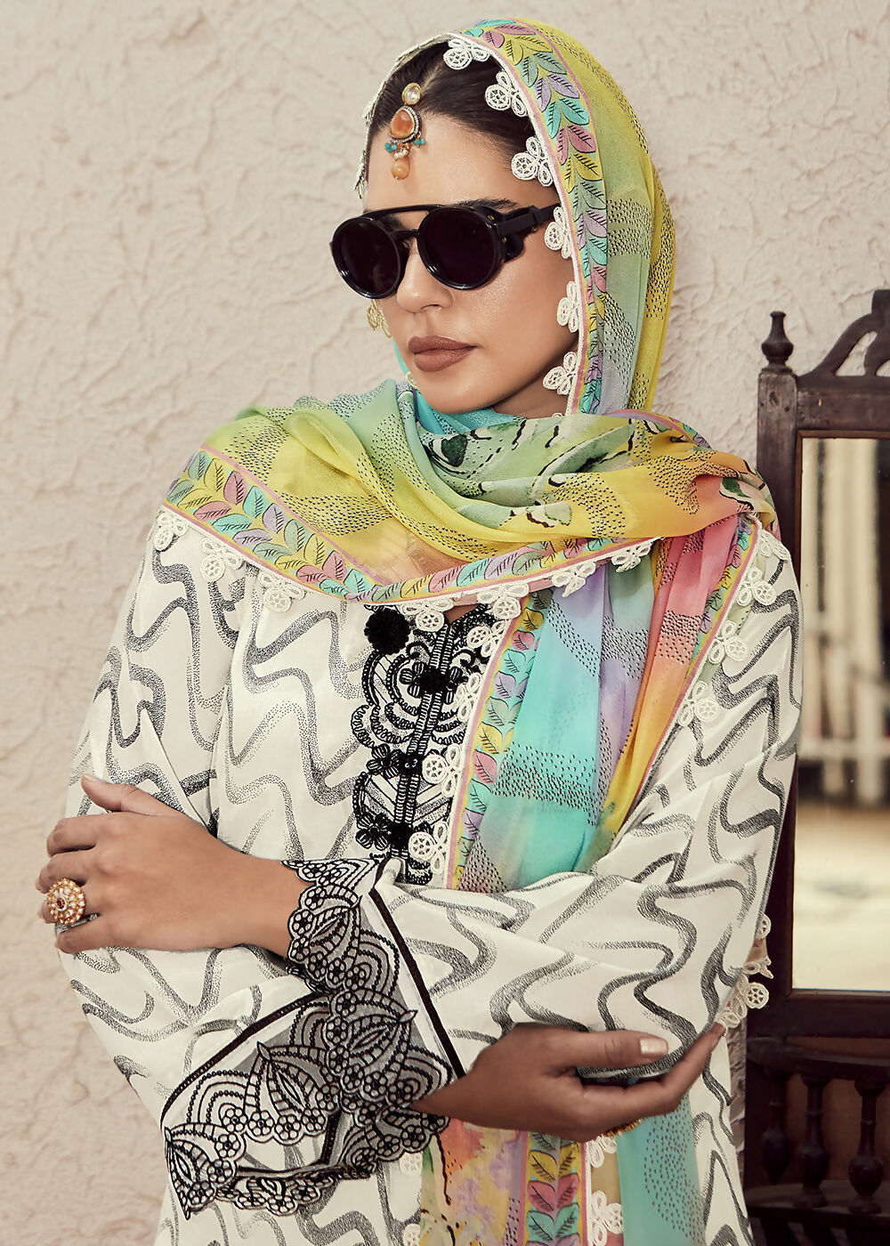 Muslin Cotton Off White Digital Print & Embroidered Salwar Suit - Emponline