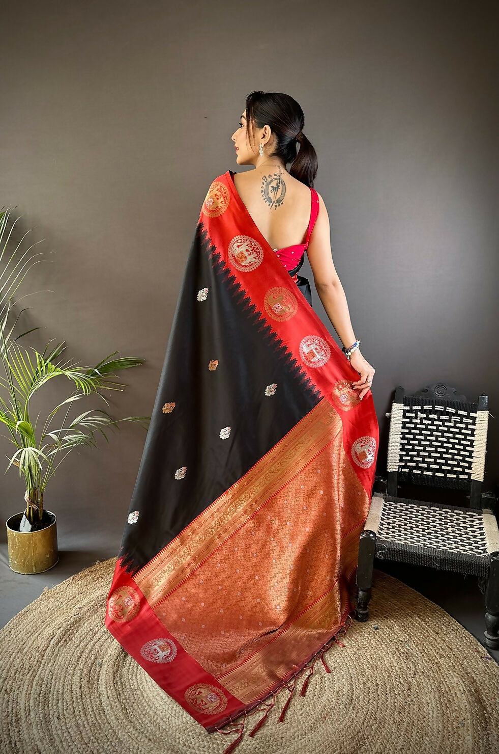 Joban Fashion Red Butti Banarasi Silk Sarees