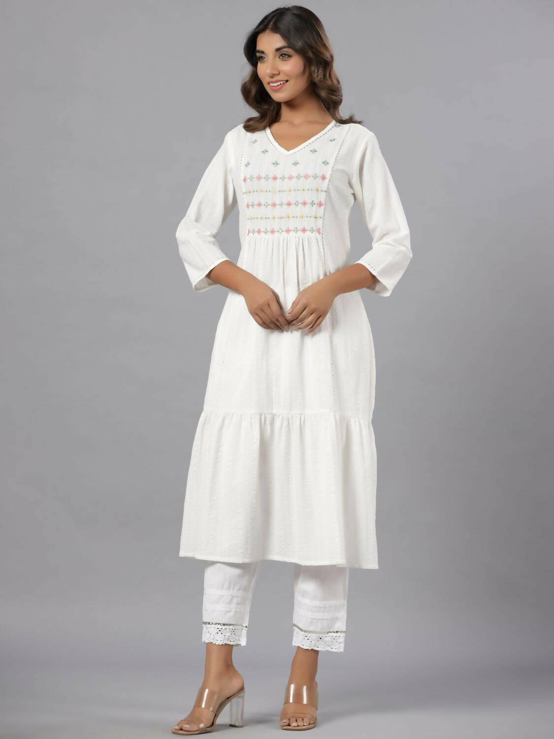 Juniper Women White Seer Sucker Embroidered High Slit Kurta