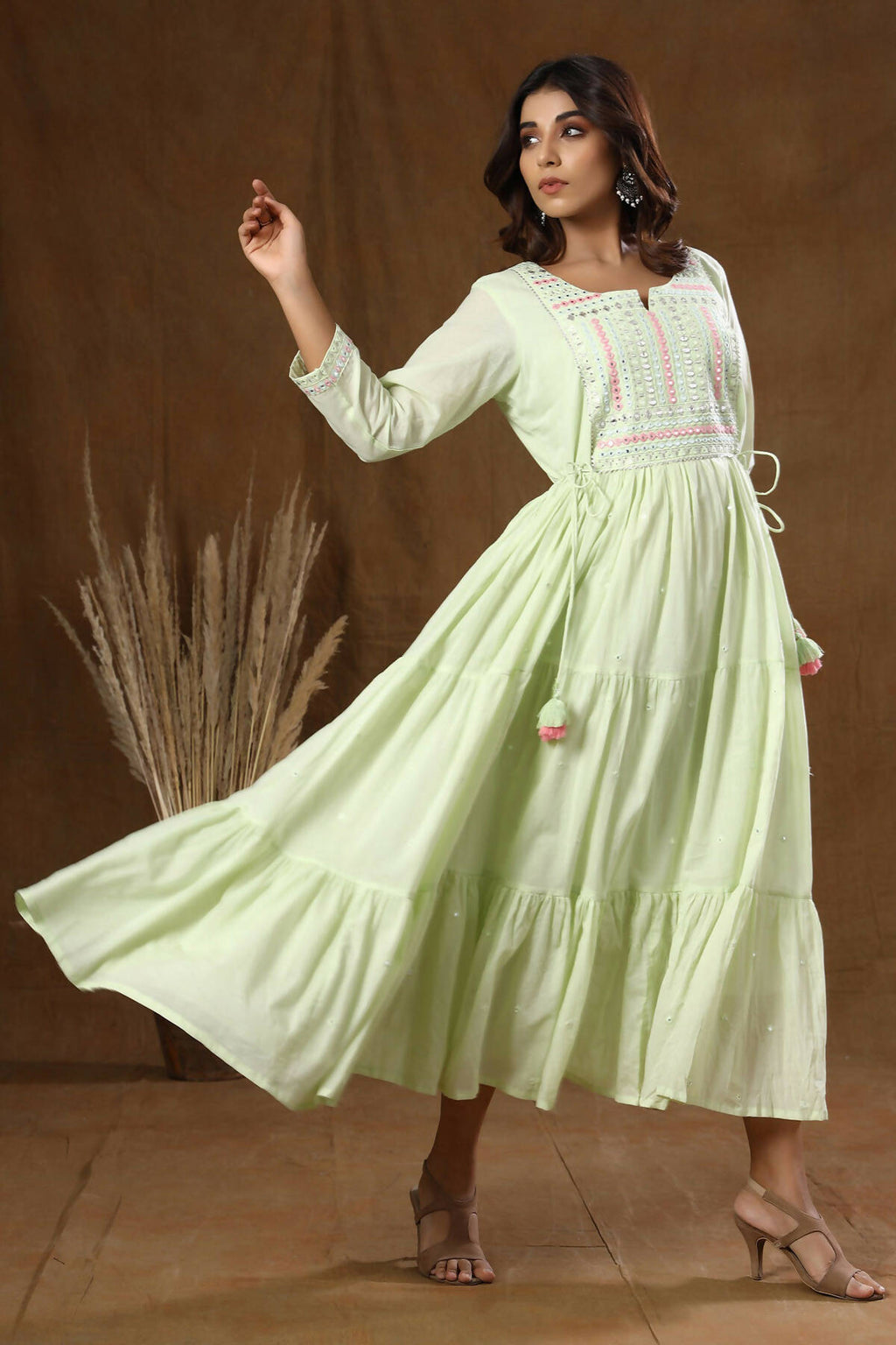 Kaajh Women's Green Mirror Embellishment Anarkali Kurta