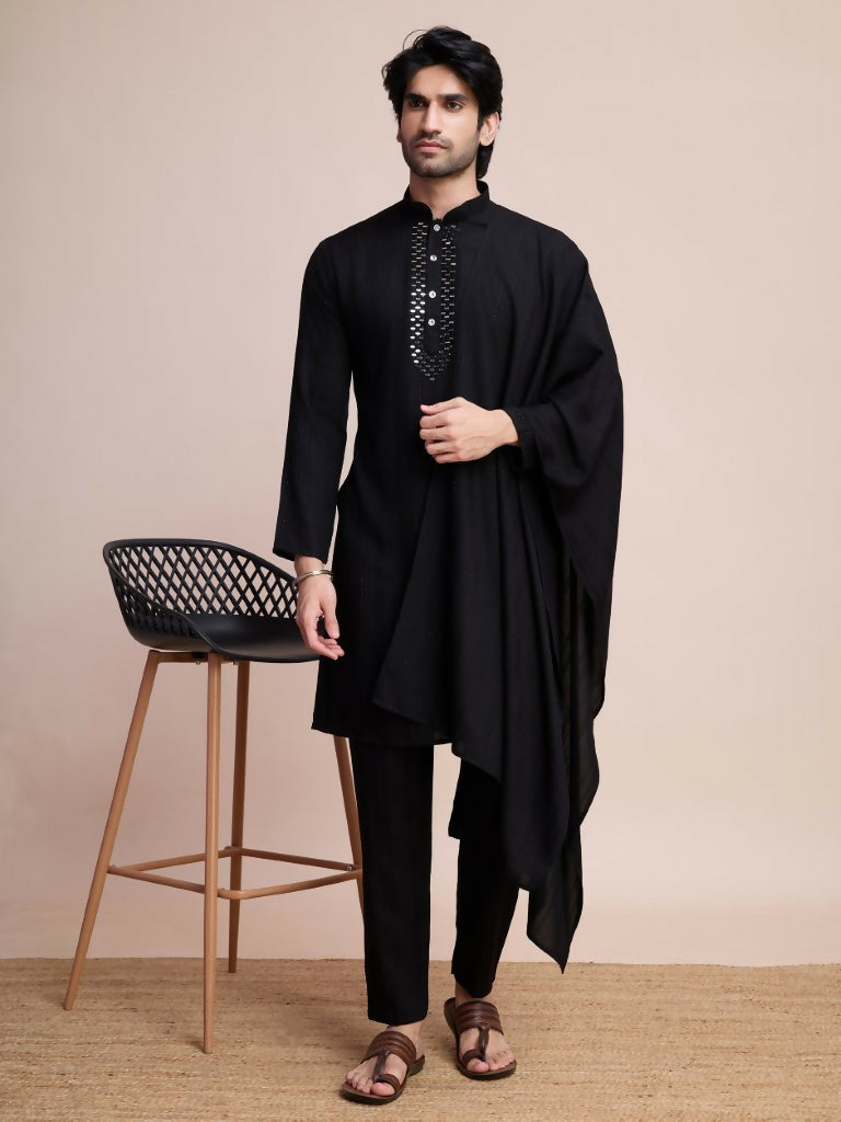 Vastranavya Traditional Festival Wear Viscose Thread & Sequence Embroidered Work Kurta Pant Set - Black
