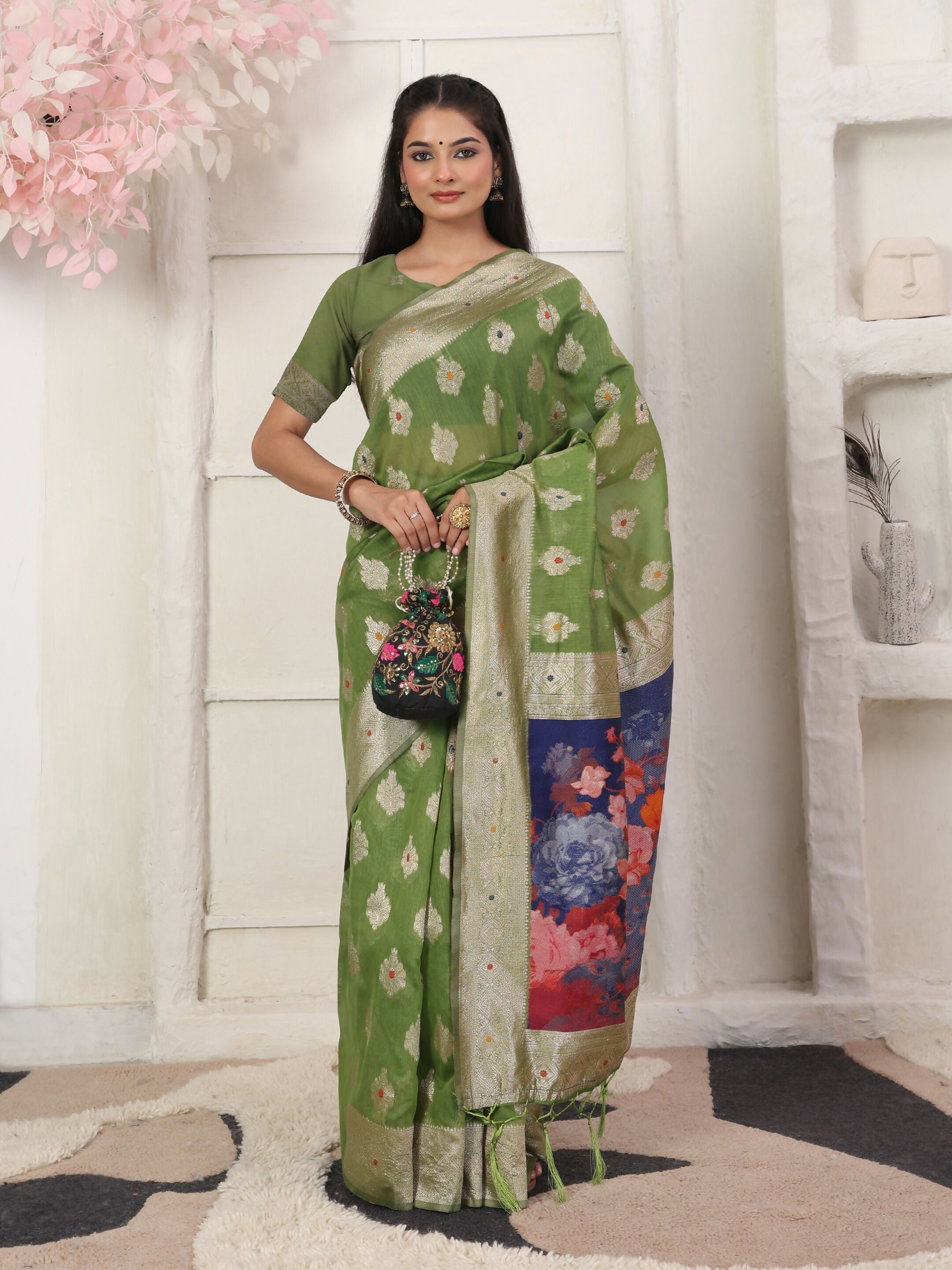 Shree Shyam Fashion Linen Cotton Green Saree