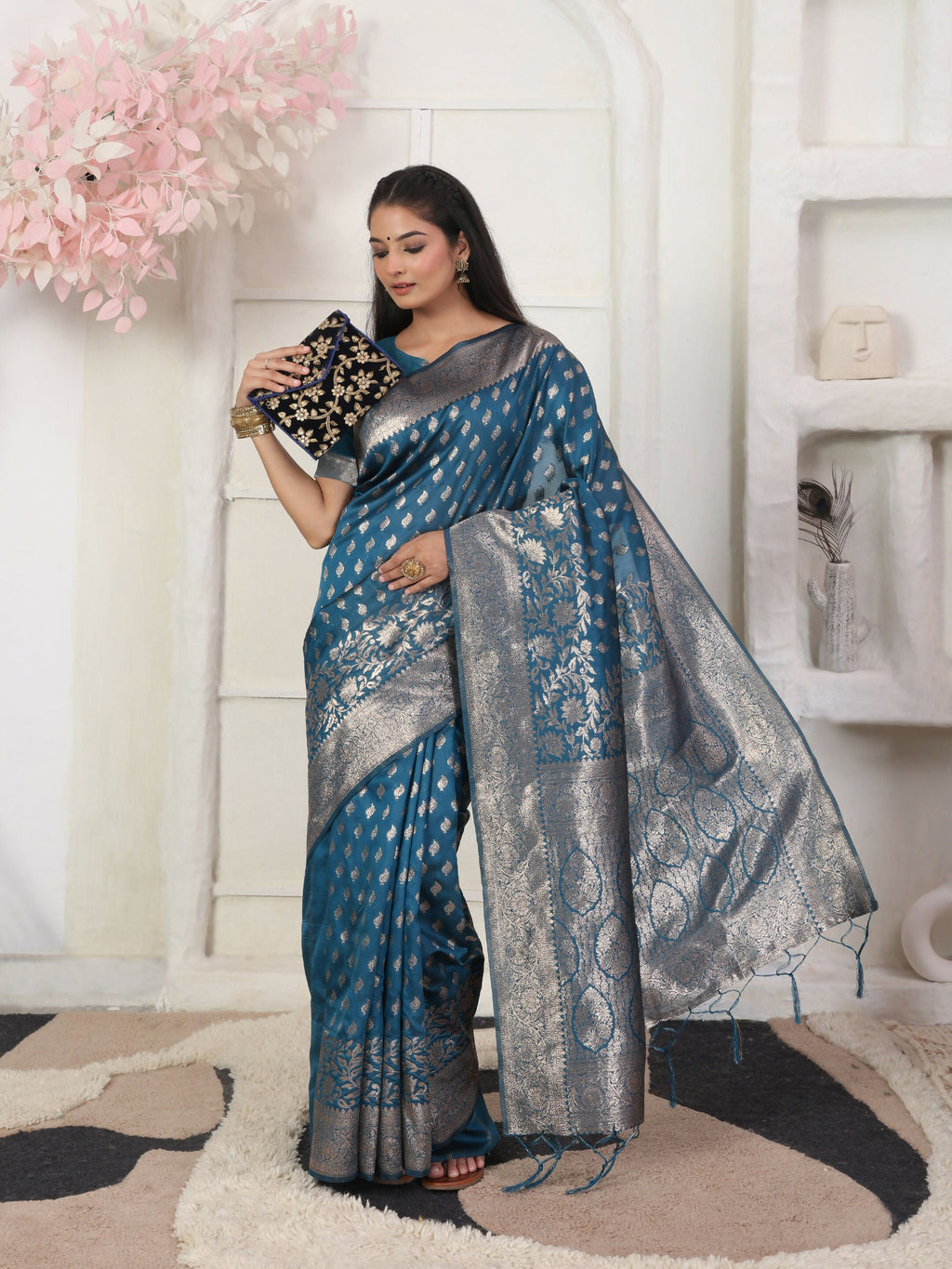 Shree Shyam Fashion Lichi Silk Light Pink Saree