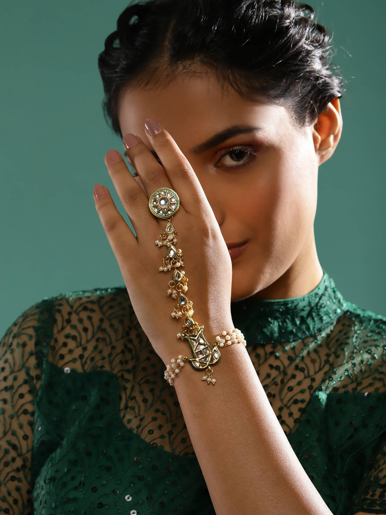 Women's Gold-Toned White Brass Kundan Gold-Polished Link Bracelet - Ruby Raang