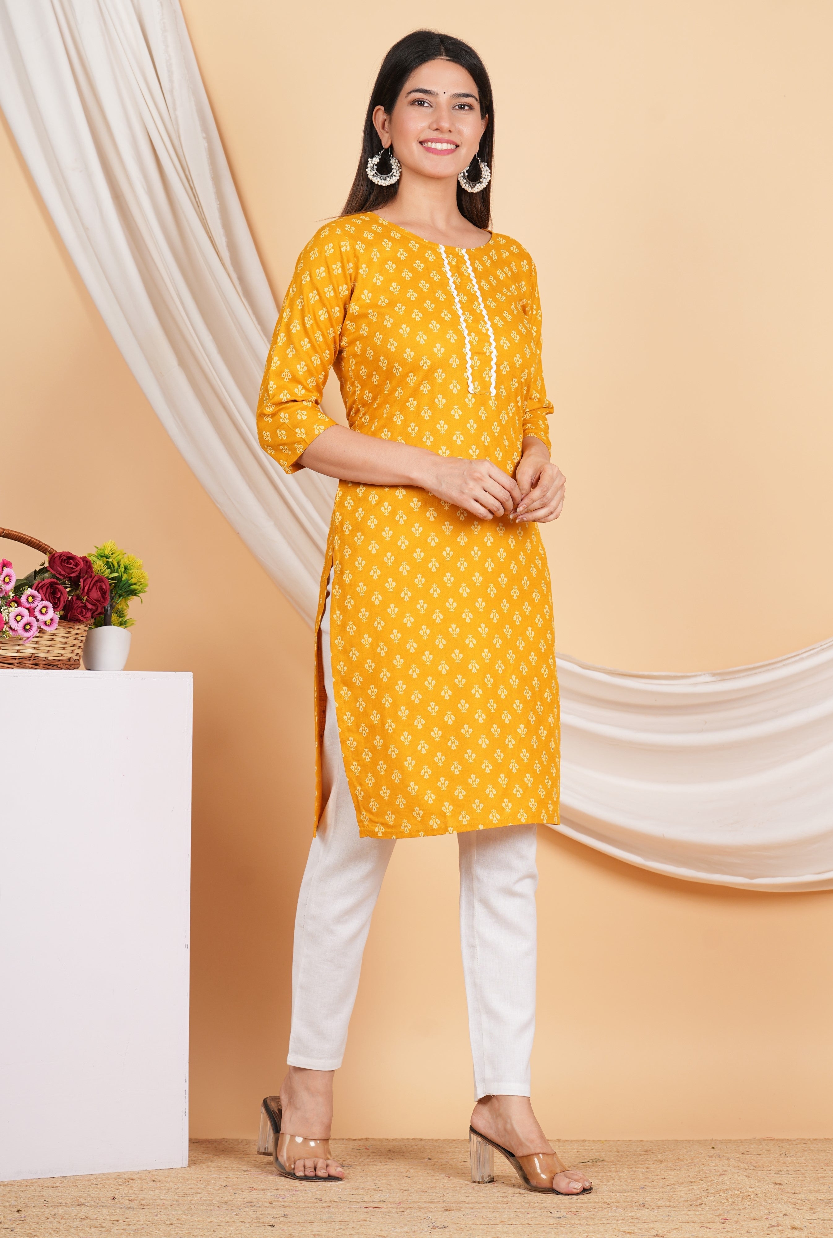 House of RP Women Yellow Rayon Floral Printed Kurta