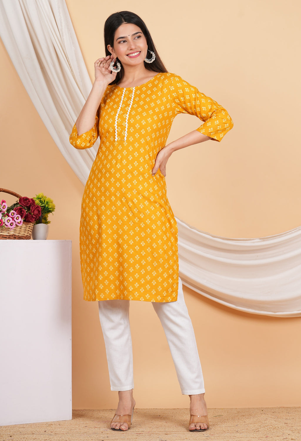 House of RP Women Yellow Rayon Floral Printed Kurta