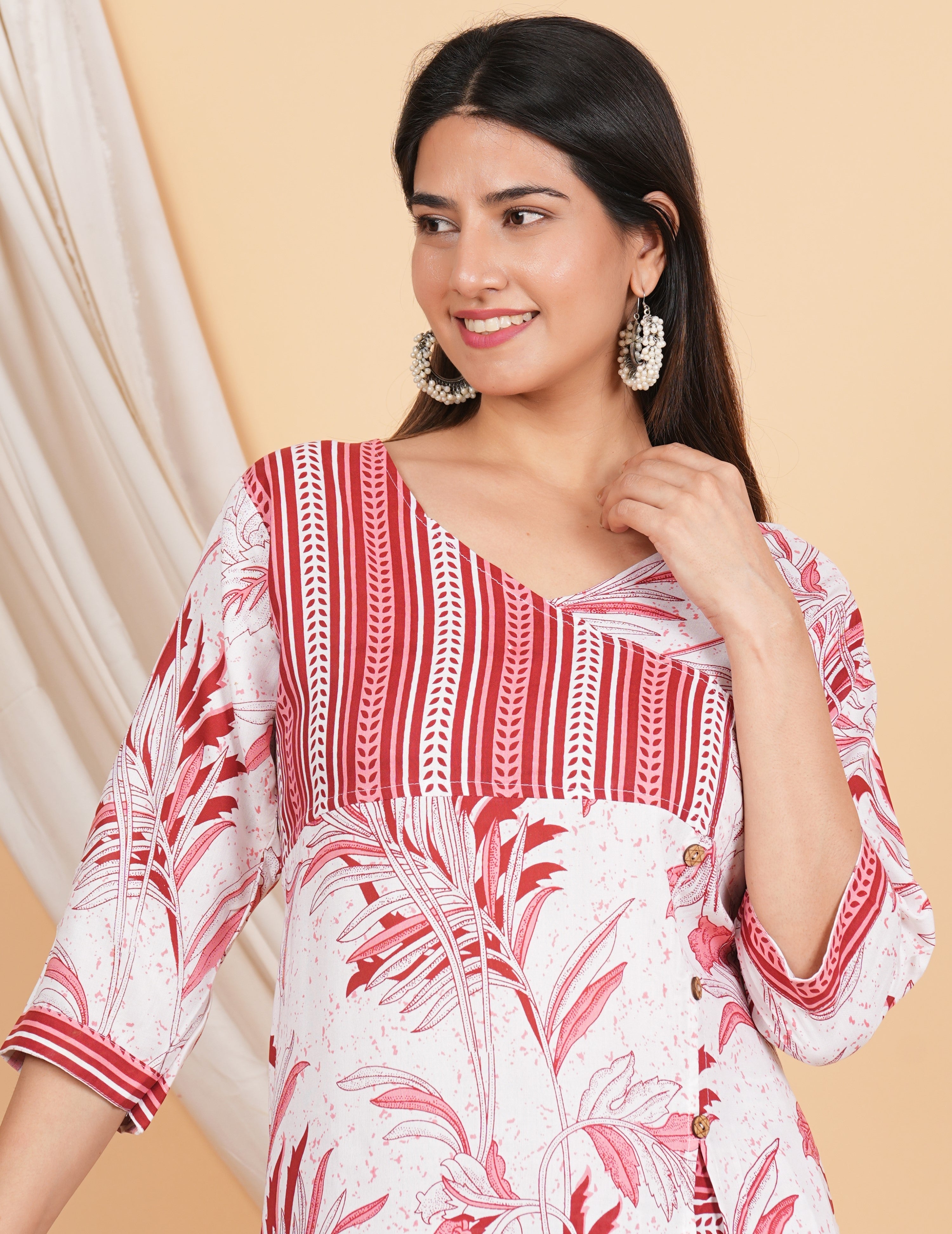 House of RP Women White & Red Rayon Floral Print Kurta & Pant Set