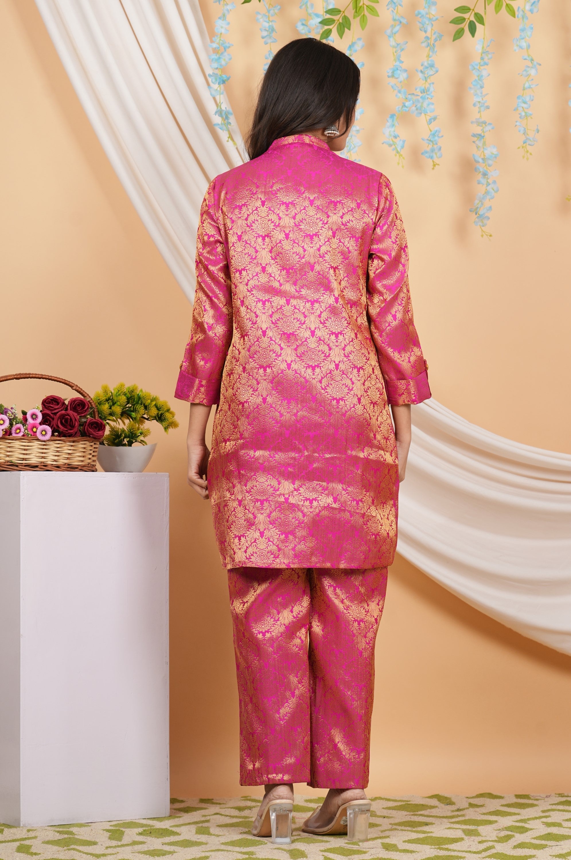 House of RP Women Fuchsia Emblished Jacquard Kurta & Pant Set