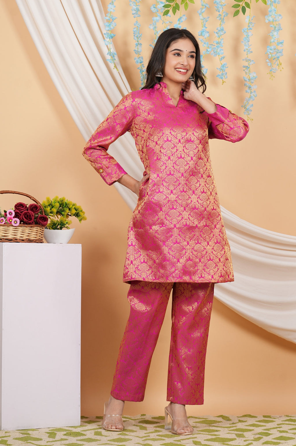 House of RP Women Fuchsia Emblished Jacquard Kurta & Pant Set