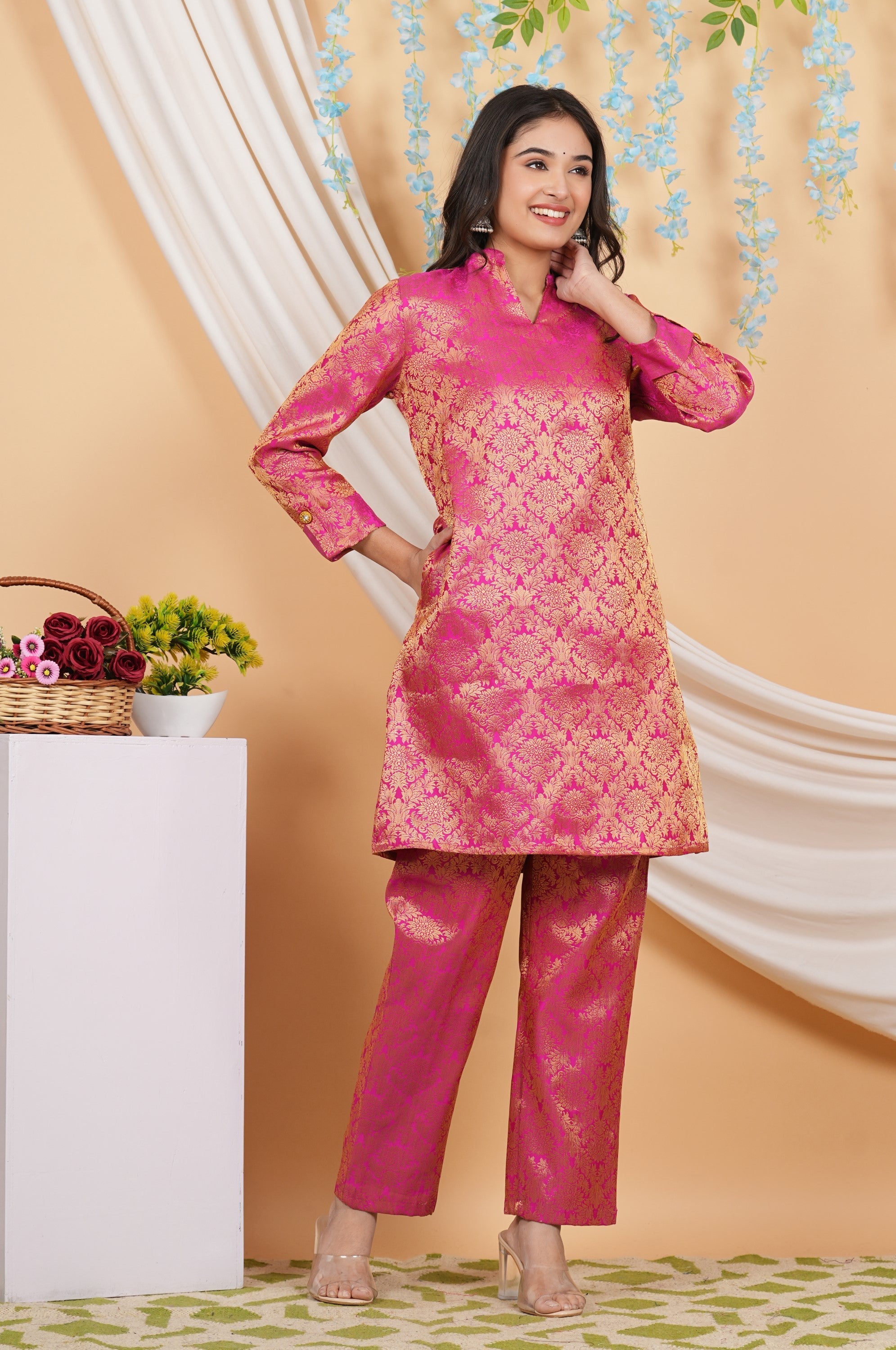 House of RP Women Fuchsia Emblished Jacquard Kurta & Pant Set