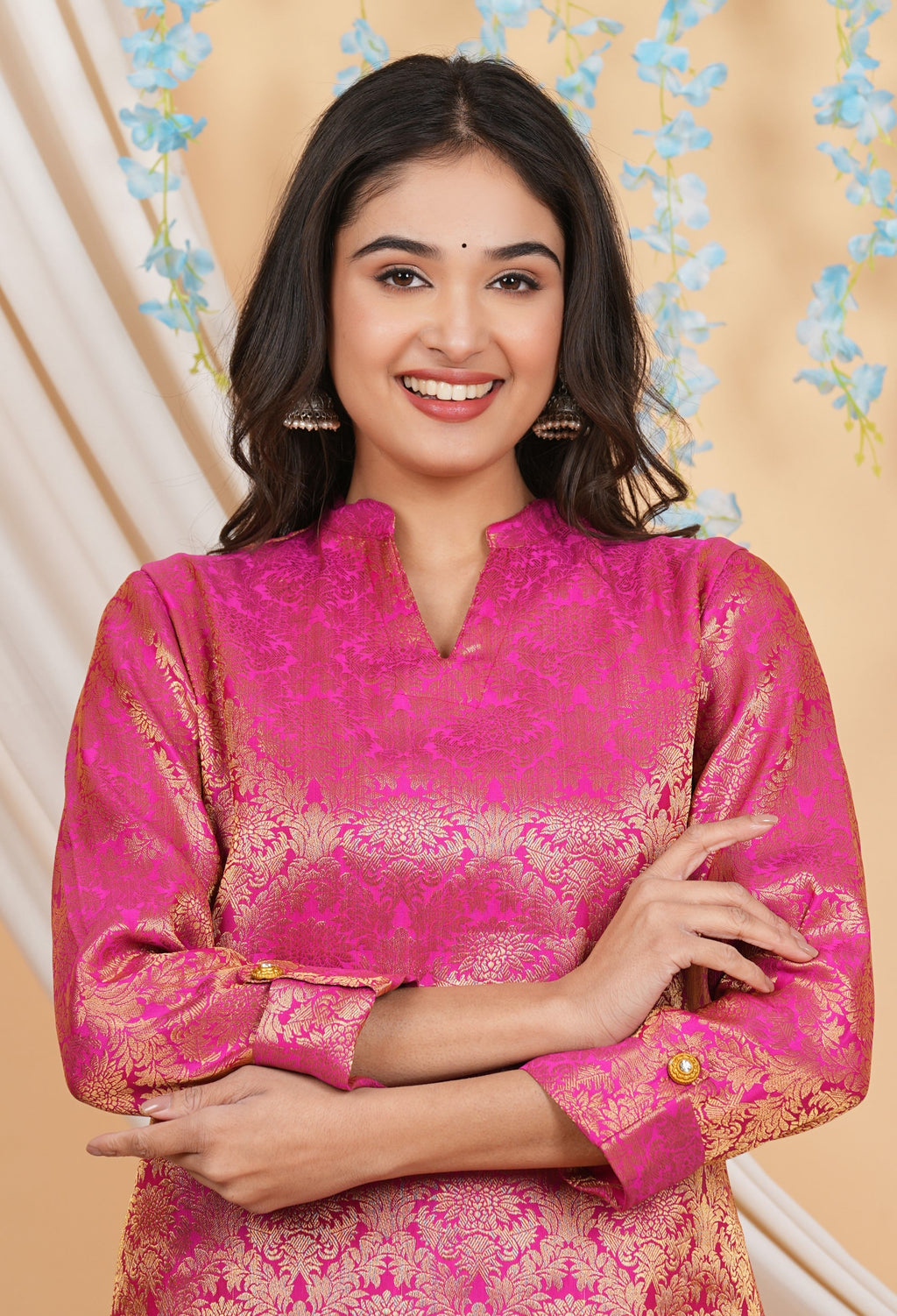 House of RP Women Fuchsia Emblished Jacquard Kurta & Pant Set