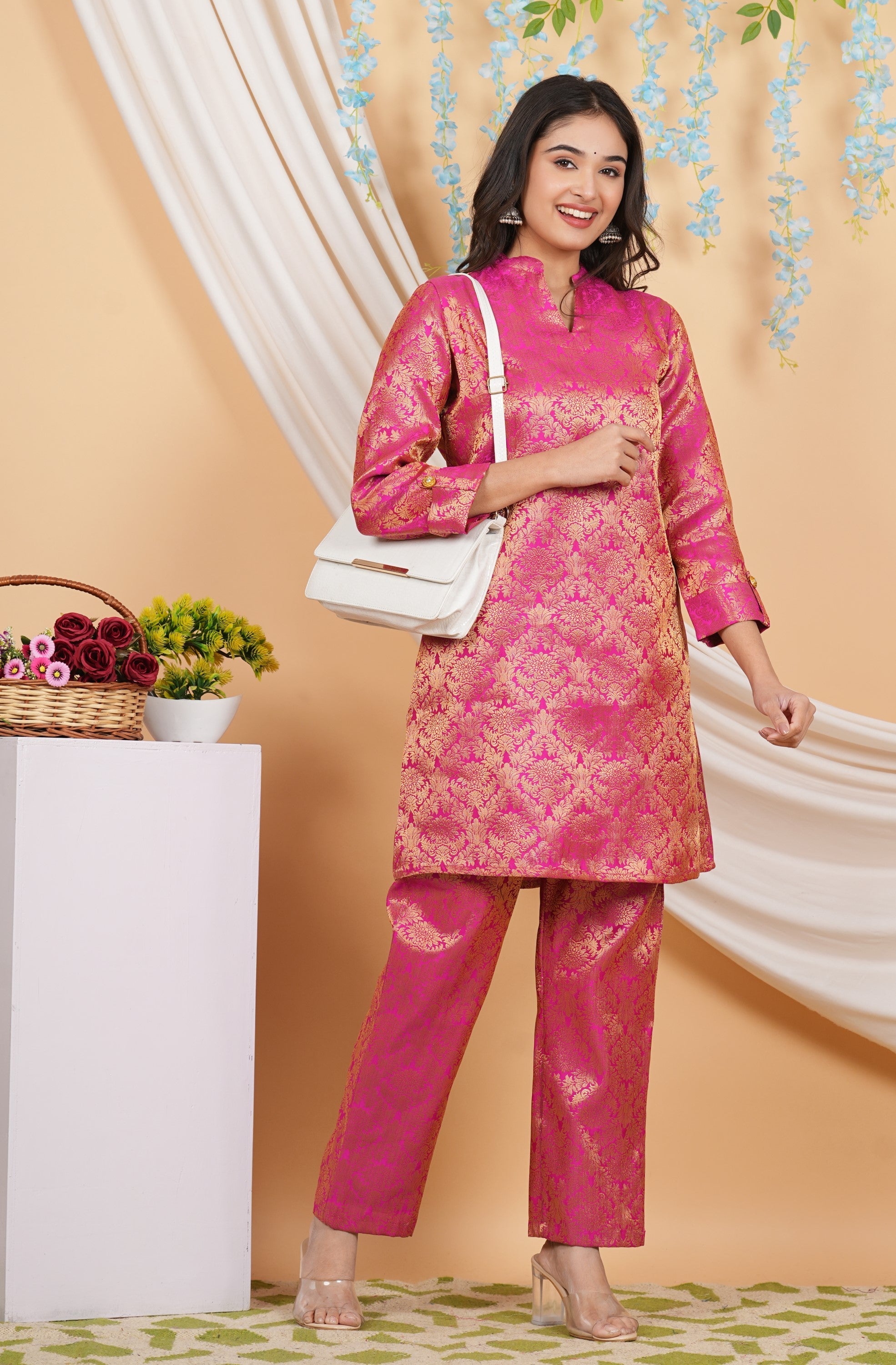 House of RP Women Fuchsia Emblished Jacquard Kurta & Pant Set