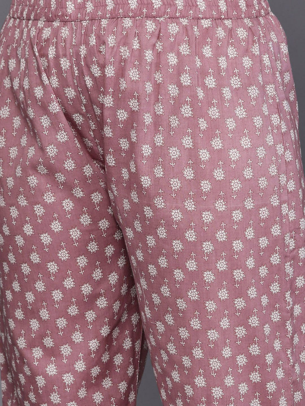Sztori Plus Size Floral Printed Sequinned Pure Cotton A Line Kurta & Trousers With Dupatta