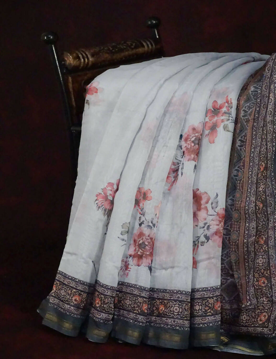 Off White Colour Printed Semi Chanderi Design Saree By Gayathri Reddy Designer Studio