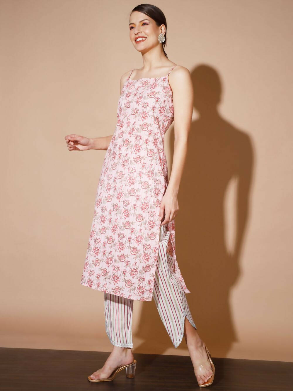 Myshka Women Pink Printed Kurta & Trousers