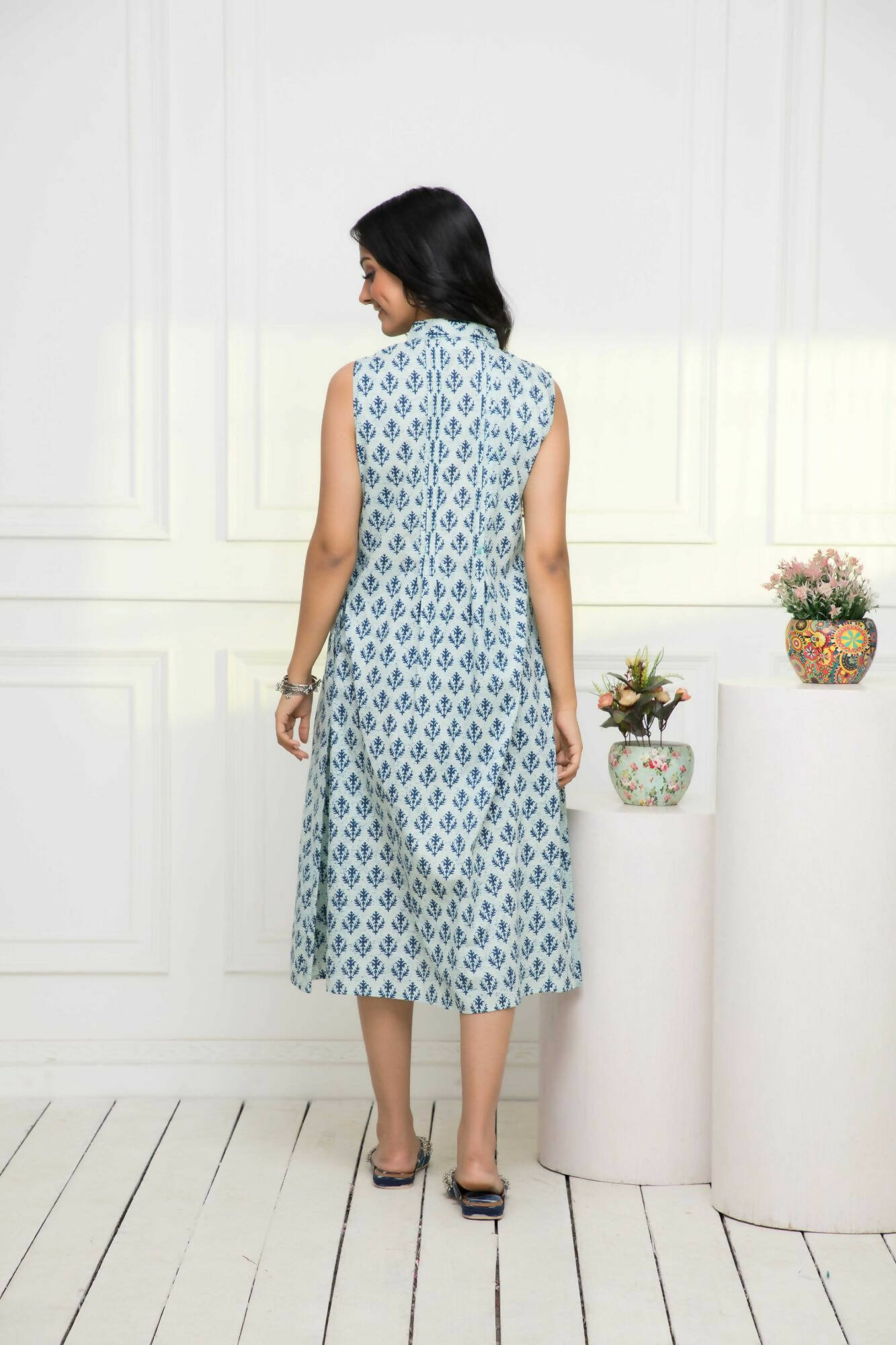 Myshka Women Blue Ethnic Motifs Cotton A-Line Mandarin Collar Dress