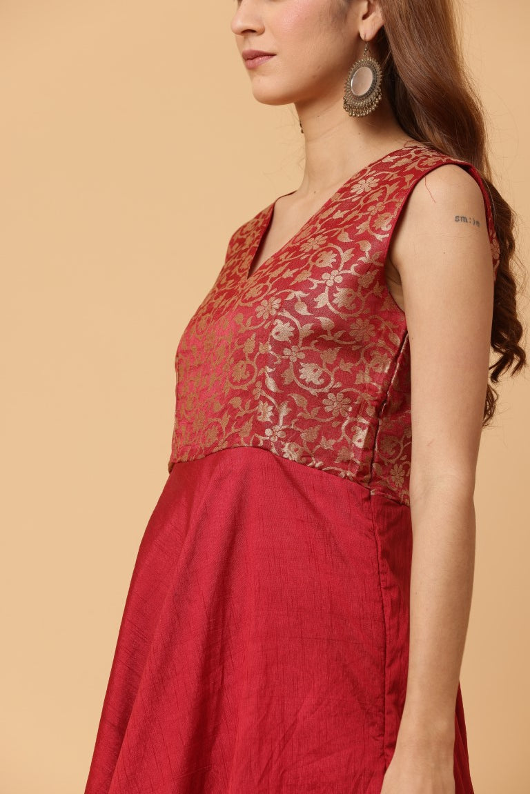Fab Fashion Maroon Sleeveless Anarkali Dress