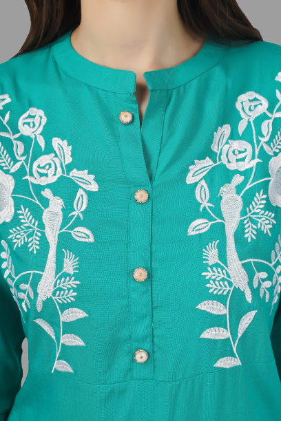House of RP Women's Turquoise Rayon Chicken Embroidered Straight Kurta