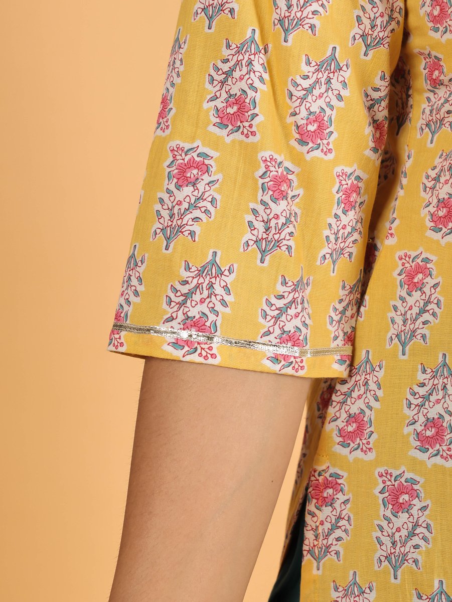 Aramya Straight Soft Cotton Block Print Women's Kurta - Yellow
