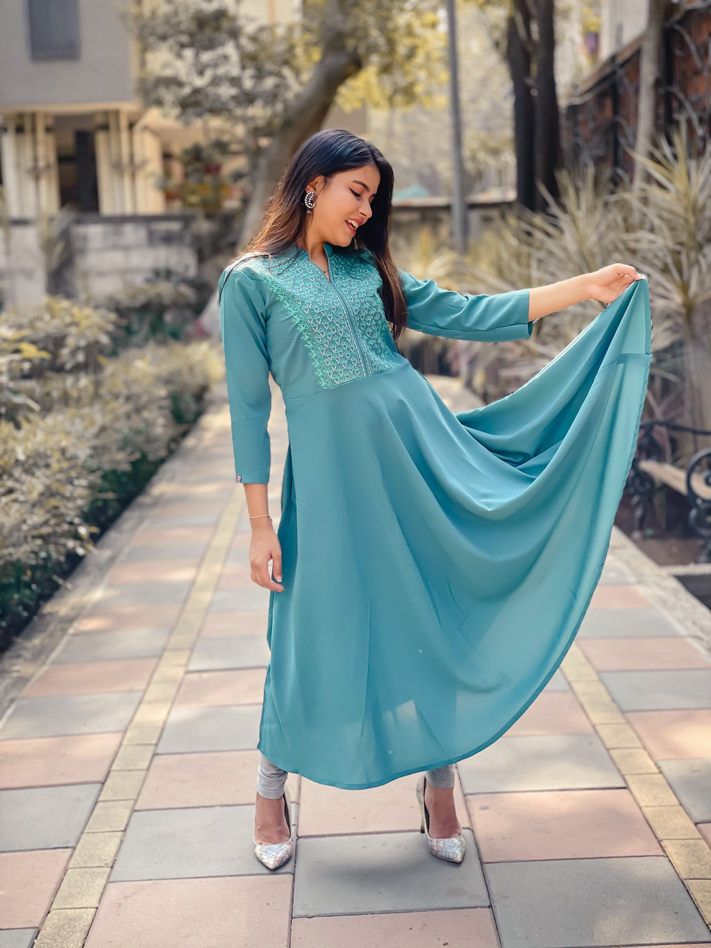 Jompers Women Green Embroidered Yoke Design A-Line Kurta