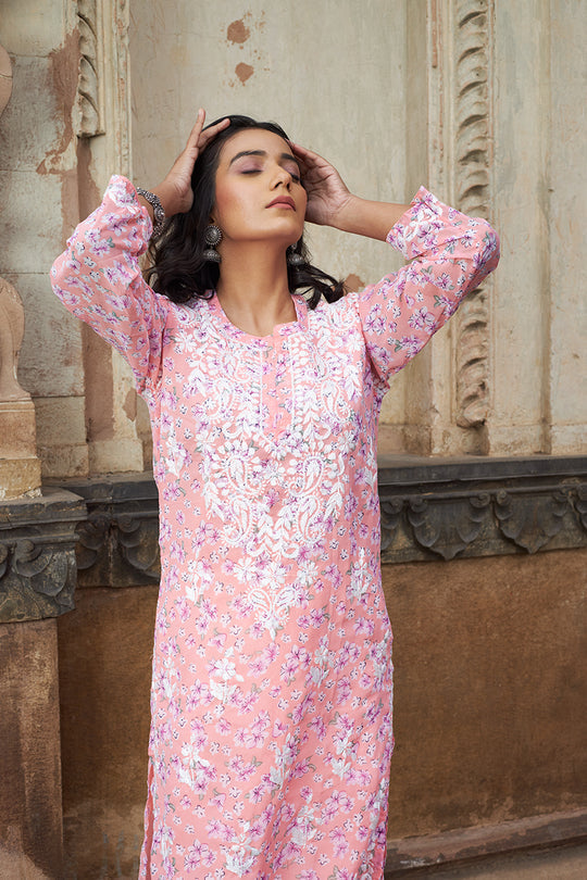 Rangreza Ethnic Eliza Georgette Chikankari Kurta With Inner (Set Of 2) Peach