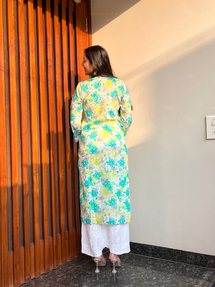 Rangreza Ethnic Leela Mulmul Chikankari Kurta Green