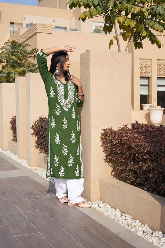 Rangreza Ethnic Liya Chikankari Rayon Kurta Green
