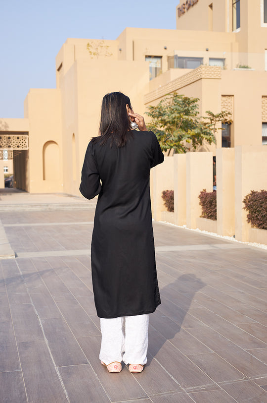 Rangreza Ethnic Chikankari Rayon Kurta Black