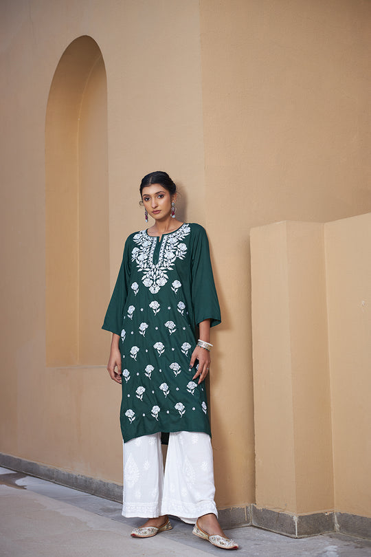Rangreza Ethnic Chikankari Rayon Kurta Green
