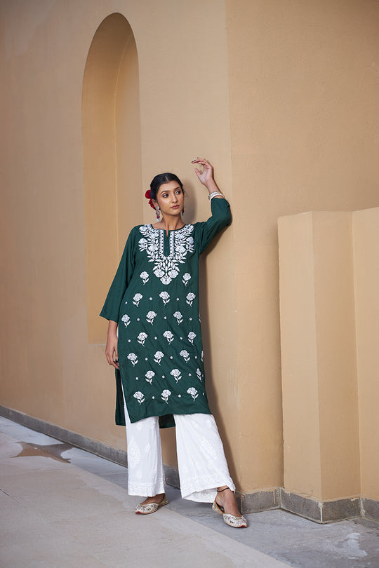 Rangreza Ethnic Chikankari Rayon Kurta Green