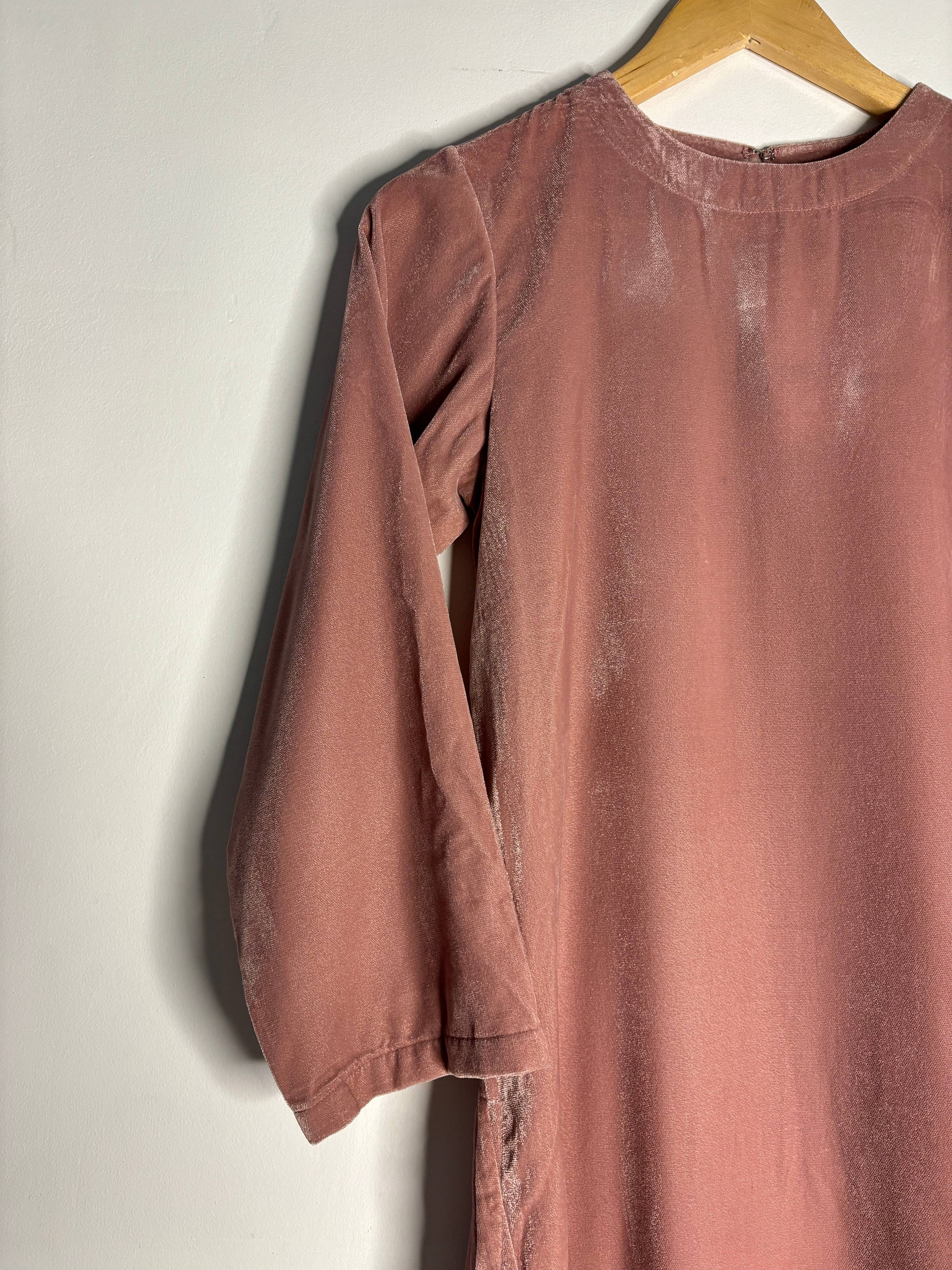 trueBrowns Light Pink Velvet High neck Kurta