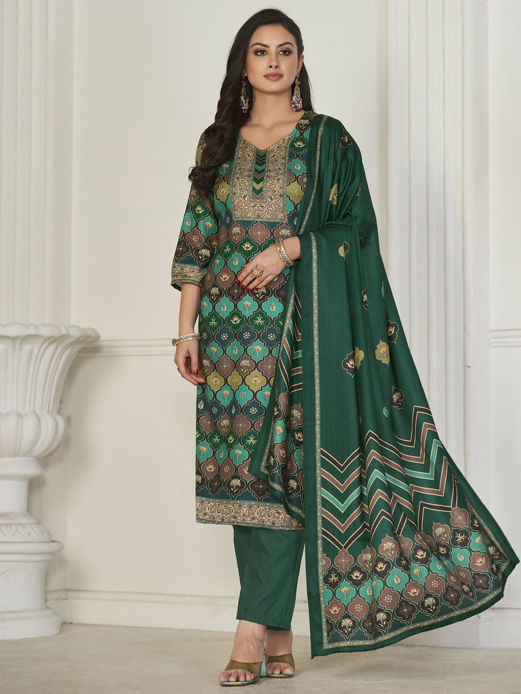 Jyoti Fashion Women's Multicolor Pashmina Digital Printed Kurta with Trouser & Dupatta