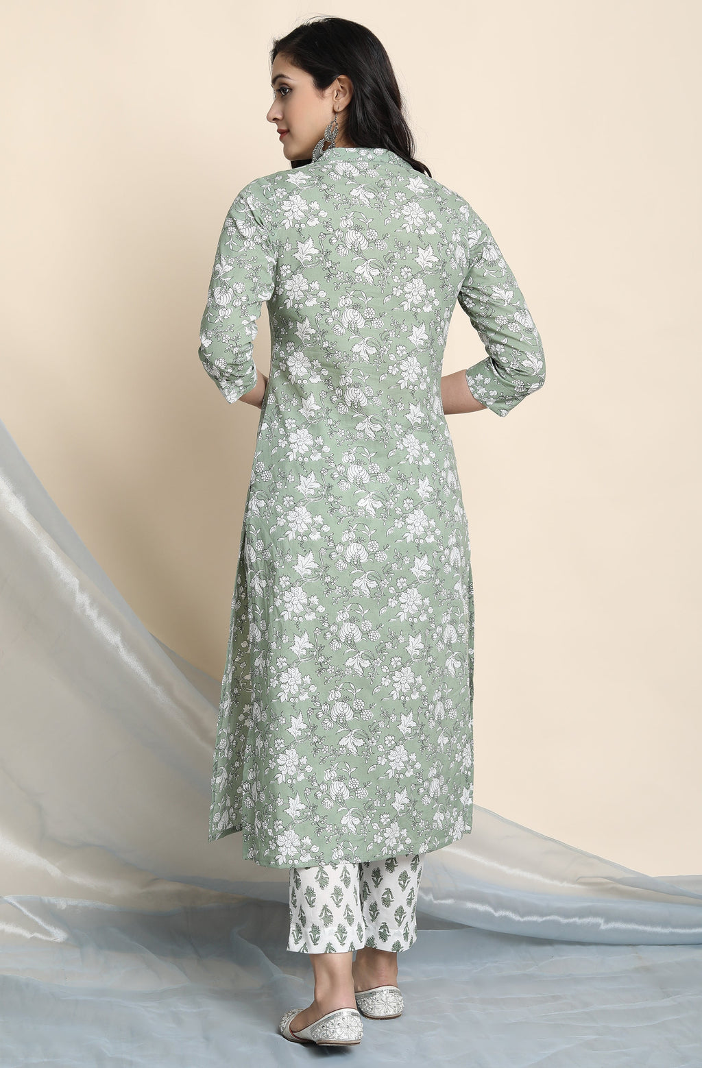 Janasya Women's Light Green Cotton Floral Print Kurta With Pant And Dupatta