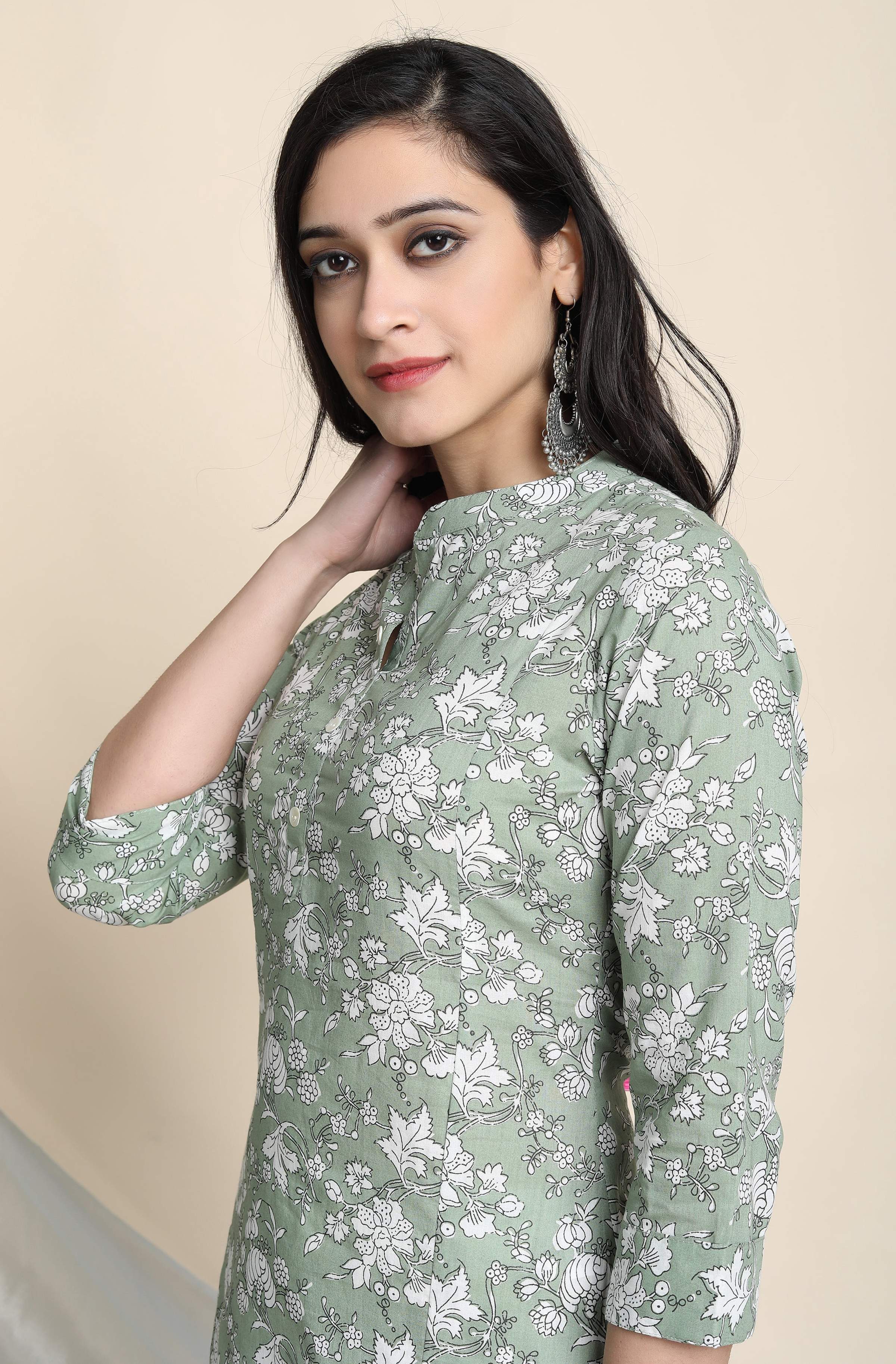 Janasya Women's Light Green Cotton Floral Print Kurta With Pant And Dupatta