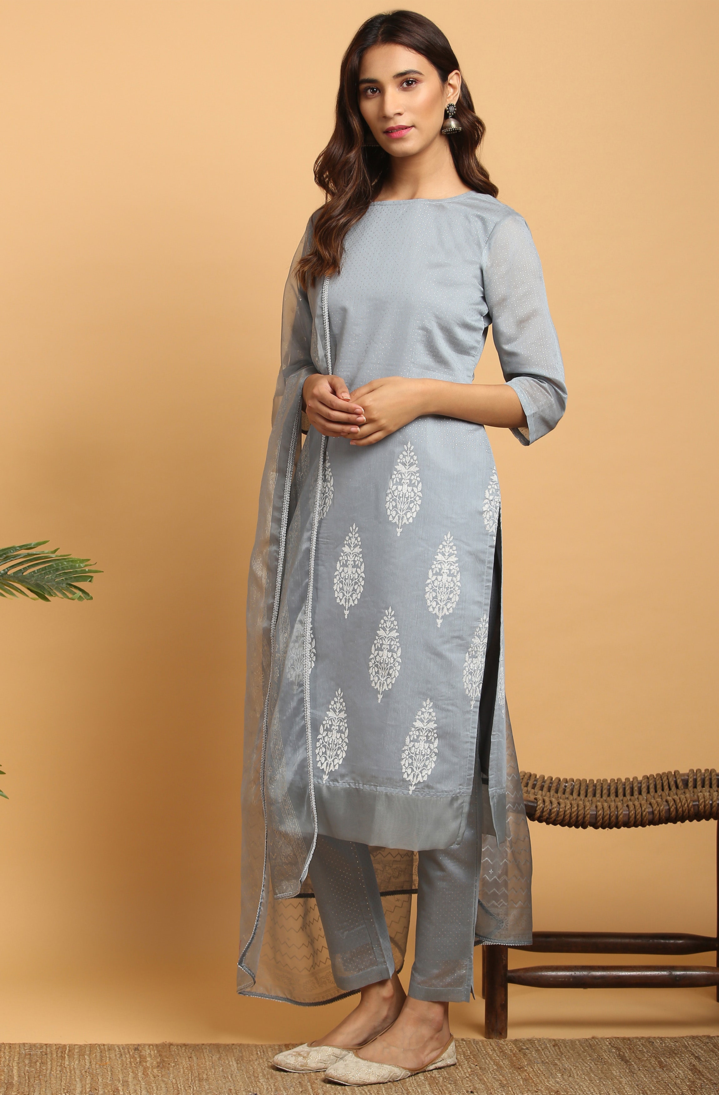Janasya Women's Grey Poly Chanderi Ethnic Motifs Kurta With Pant And Dupatta