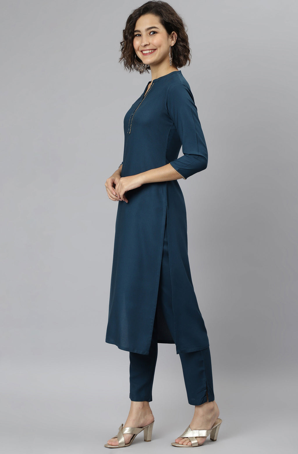 Janasya Women's Teal Rayon Solid Kurta With Pant And Dupatta