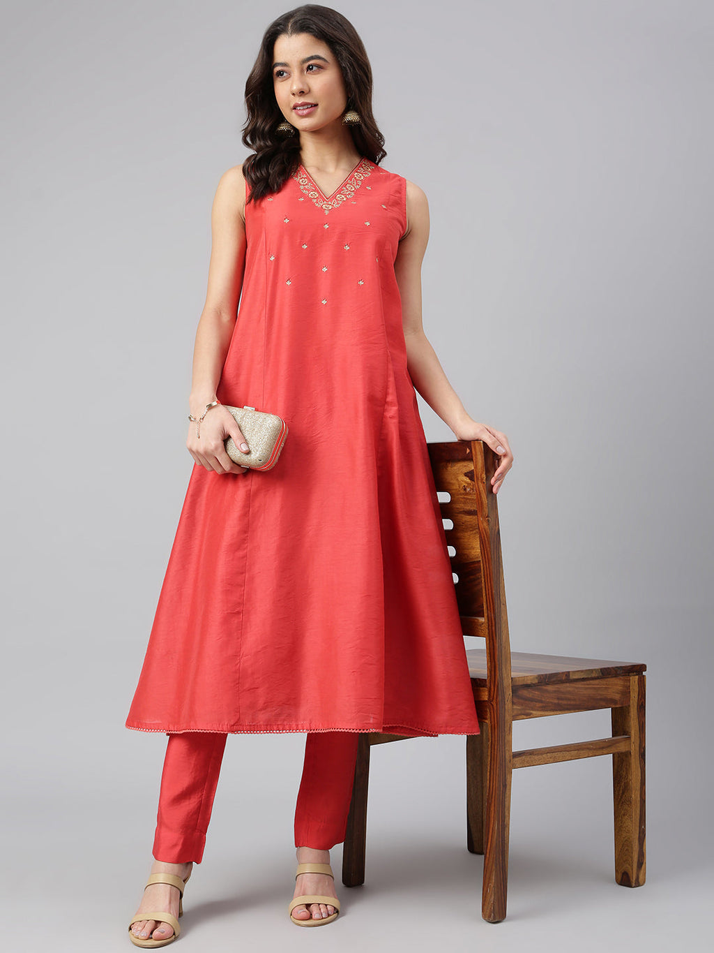 Janasya Women's Red Art Silk Solid Kurta With Pant