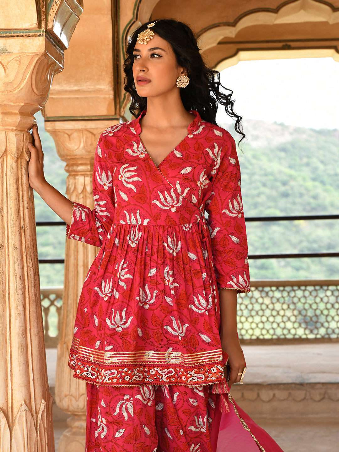 Janasya Women's Pink Cotton Floral Block Print Short Kurta With Sharara And Dupatta