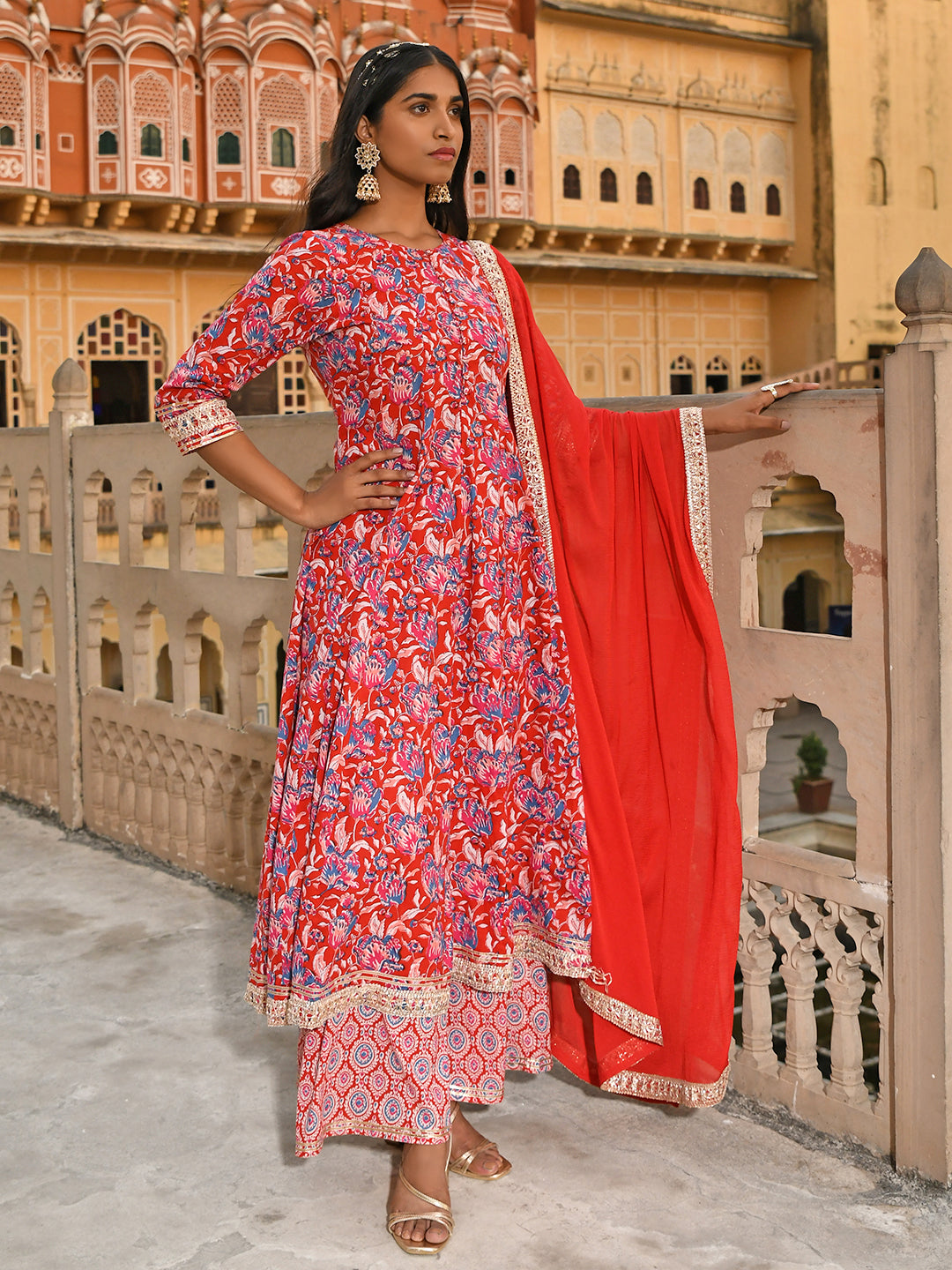 Janasya Women's Red Cotton Floral Block Print Kurta With Flared Palazzo And Dupatta