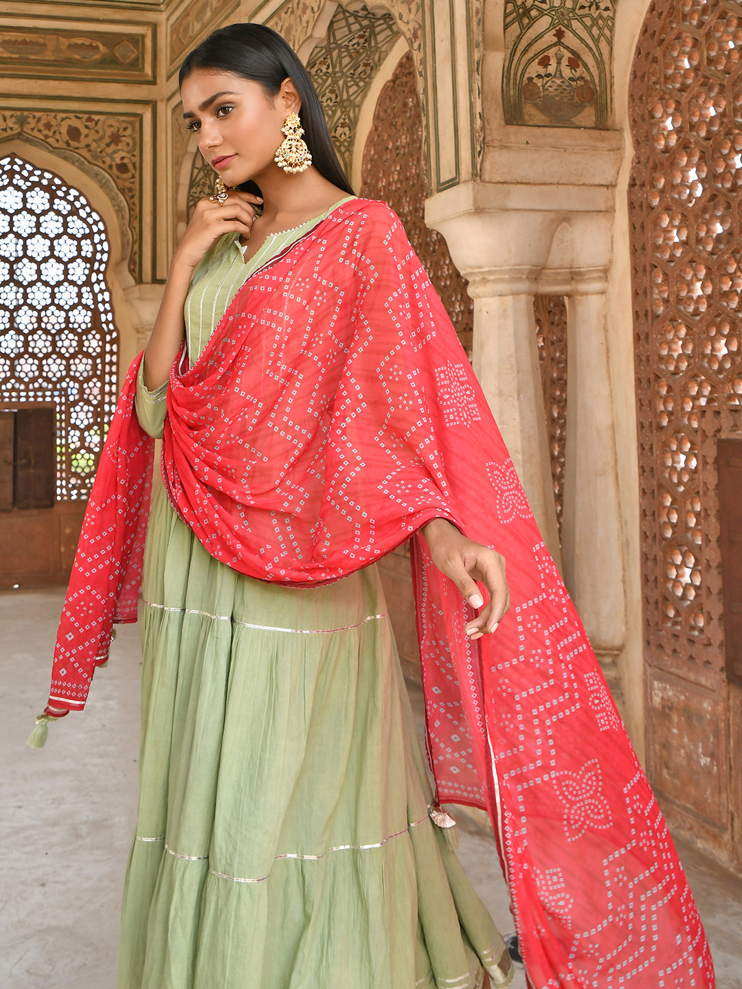 Janasya Women's Pastel Green Cotton Solid Kurta With Pant And Dupatta