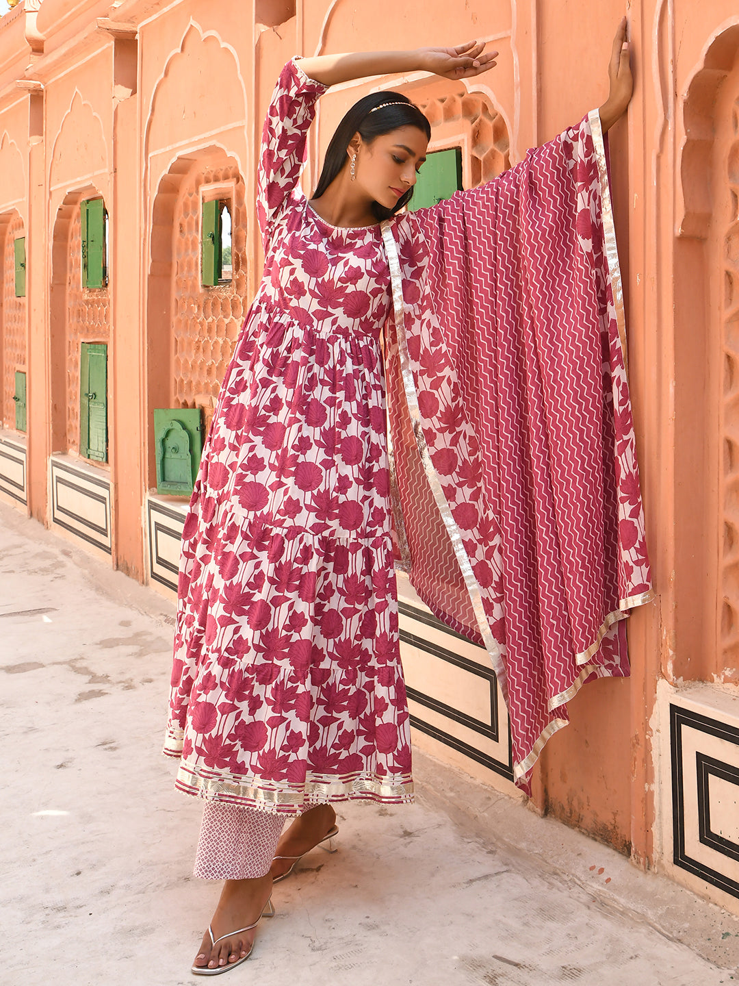Janasya Women's White Cotton Floral Print Kurta With Palazzo And Dupatta