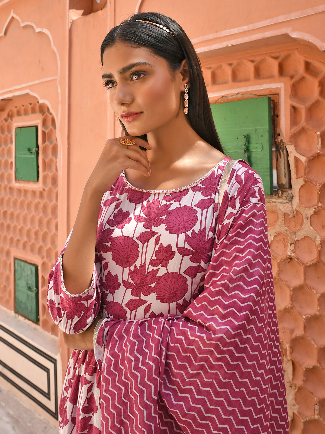 Janasya Women's White Cotton Floral Print Kurta With Palazzo And Dupatta