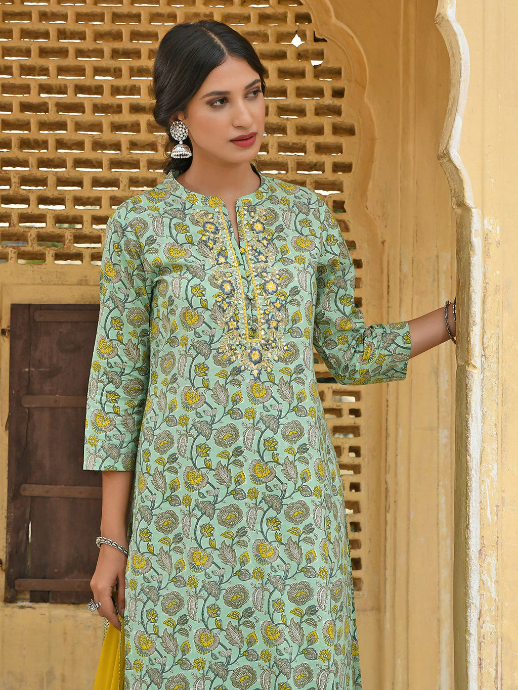 Janasya Women's Light Green Cotton Floral Print Kurta With Flared Palazzo And Dupatta