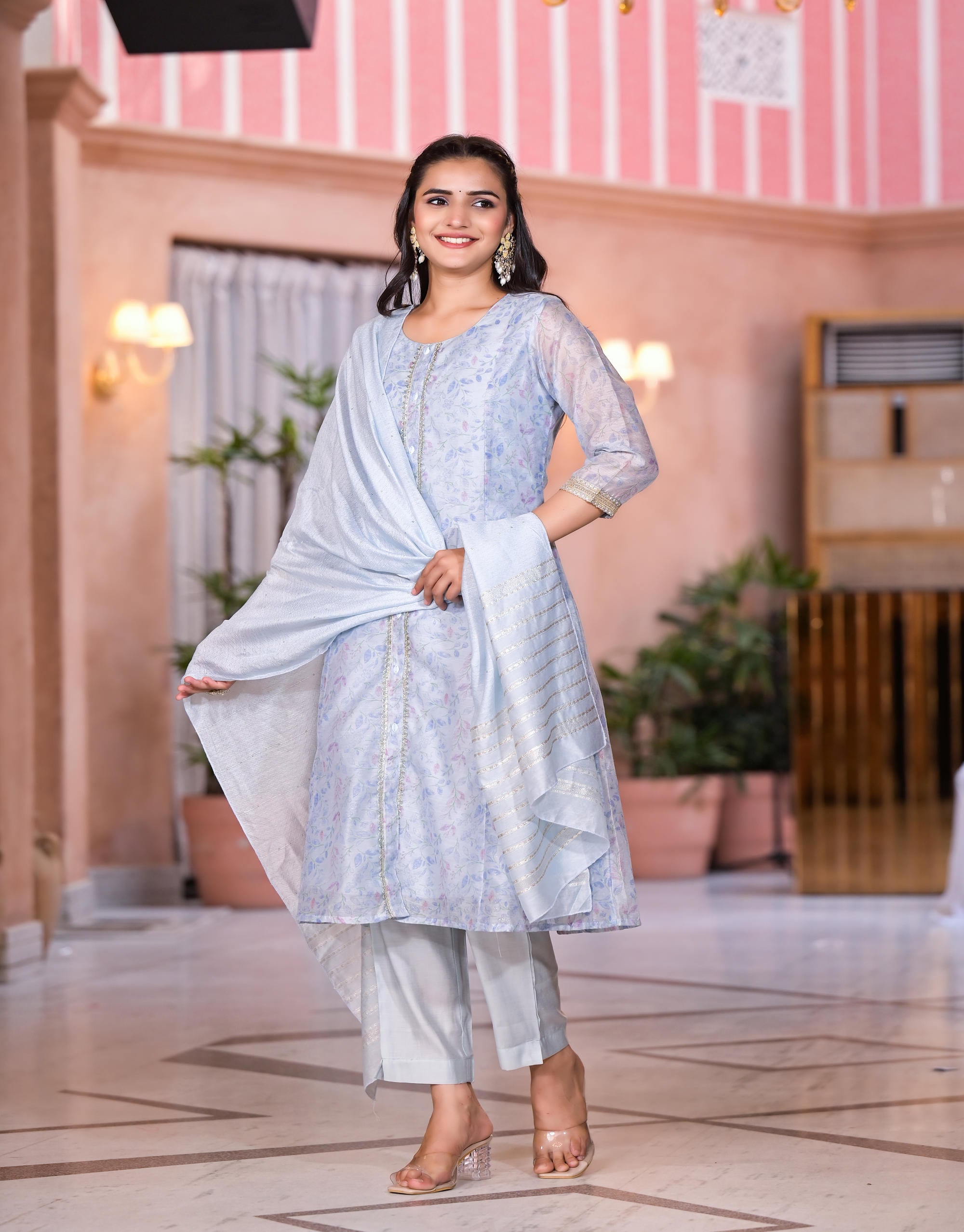 Juniper Women's Grey Floral Printed Chanderi Kurta Set With Lace & Buttons