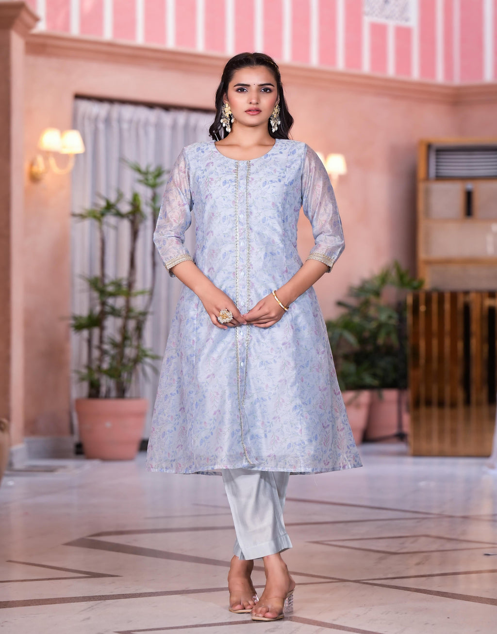 Juniper Women's Grey Floral Printed Chanderi Kurta Set With Lace & Buttons