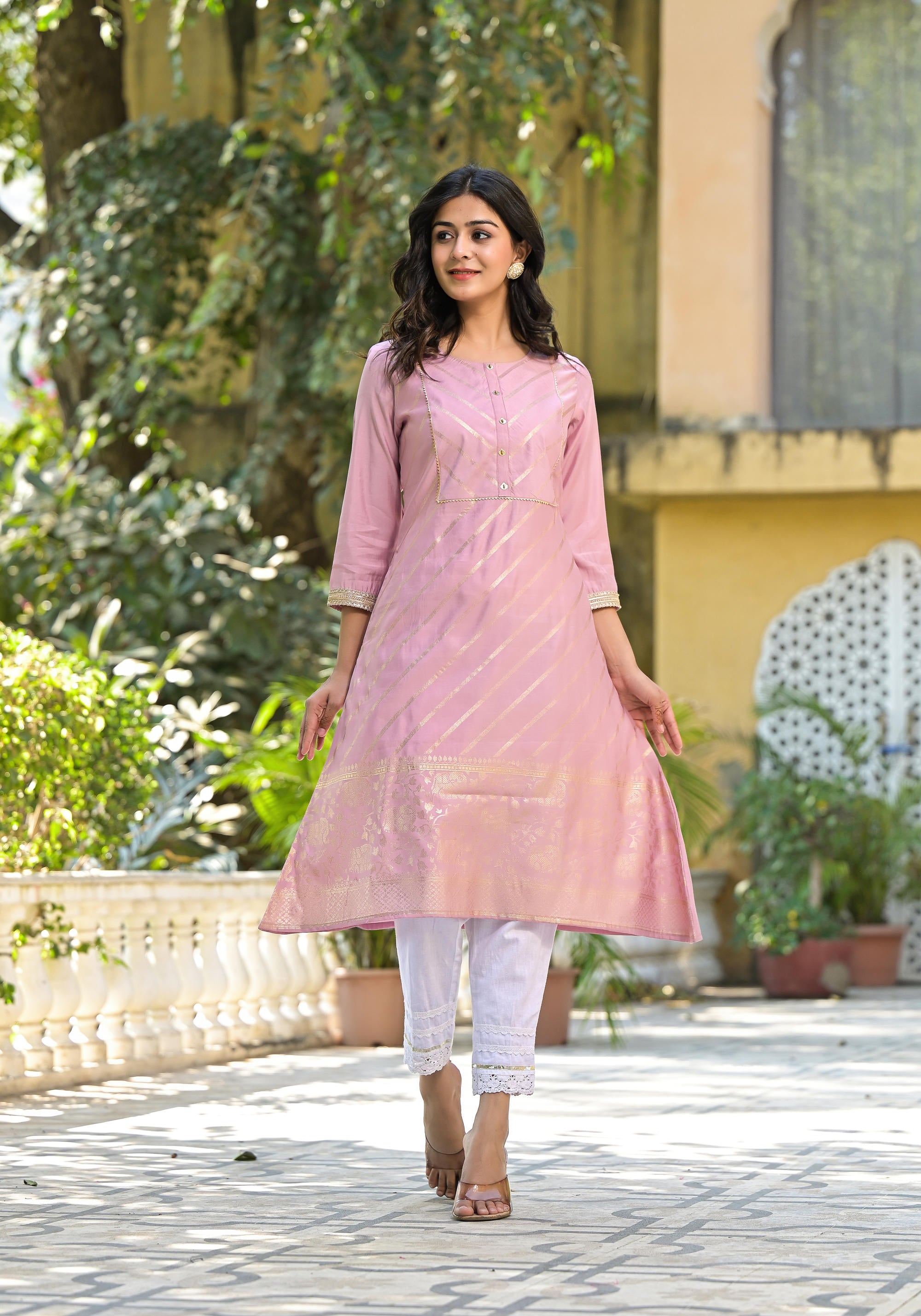Juniper Women's Pink Floral Printed A-Line Tusser Silk Kurta