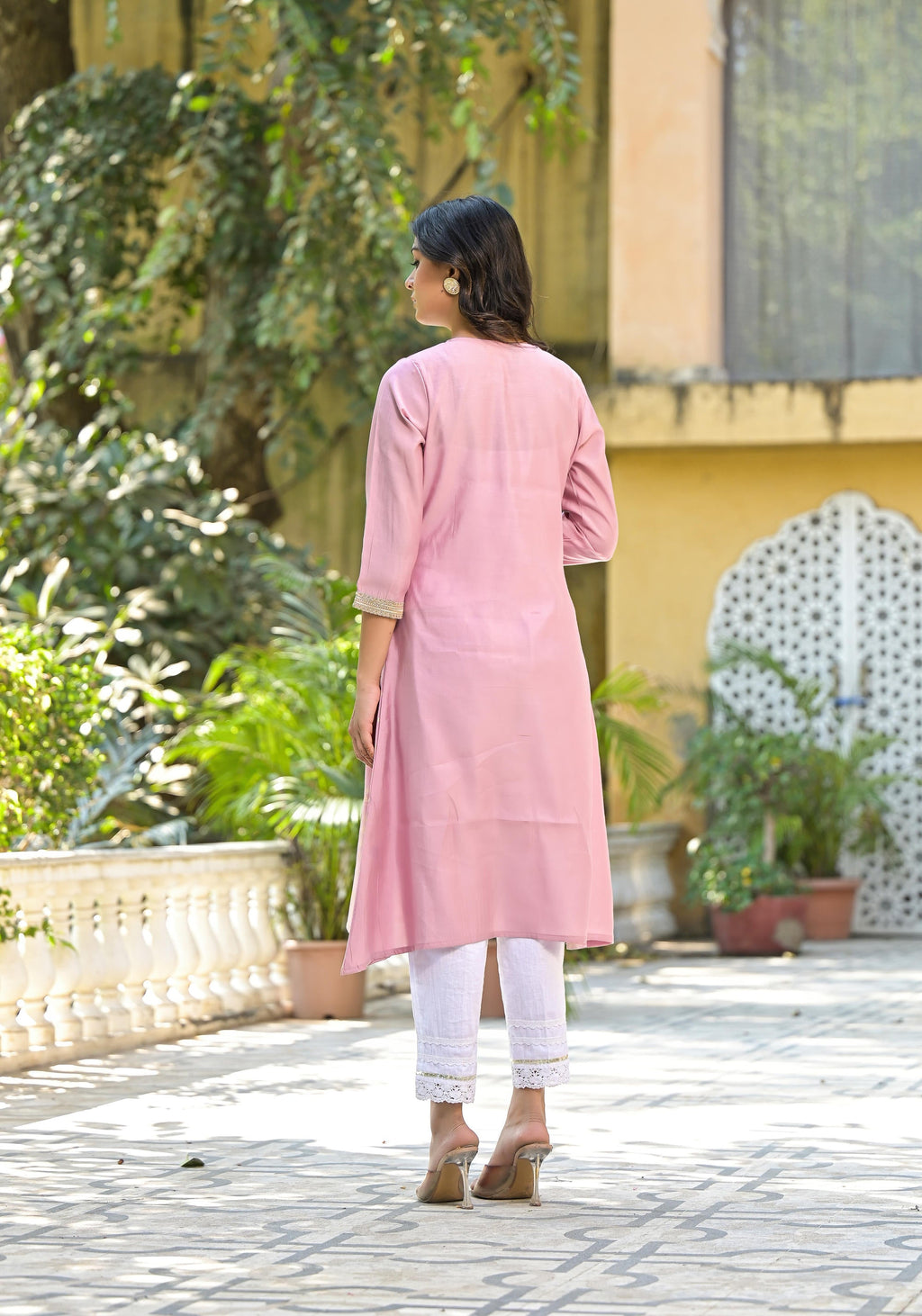 Juniper Women's Pink Floral Printed A-Line Tusser Silk Kurta
