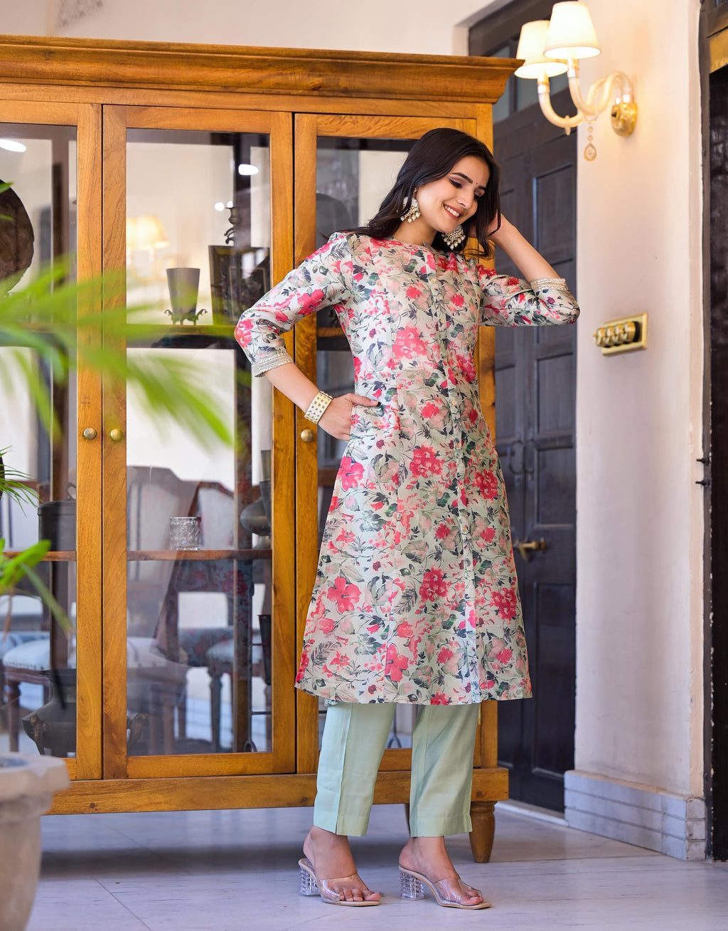 Juniper Women's White Silk Blend Floral Print Kurta Set