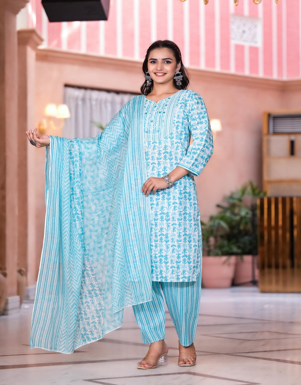 Juniper Women's Rama Green Floral Printed Cotton Kurta Set With Mirror & Thread Work