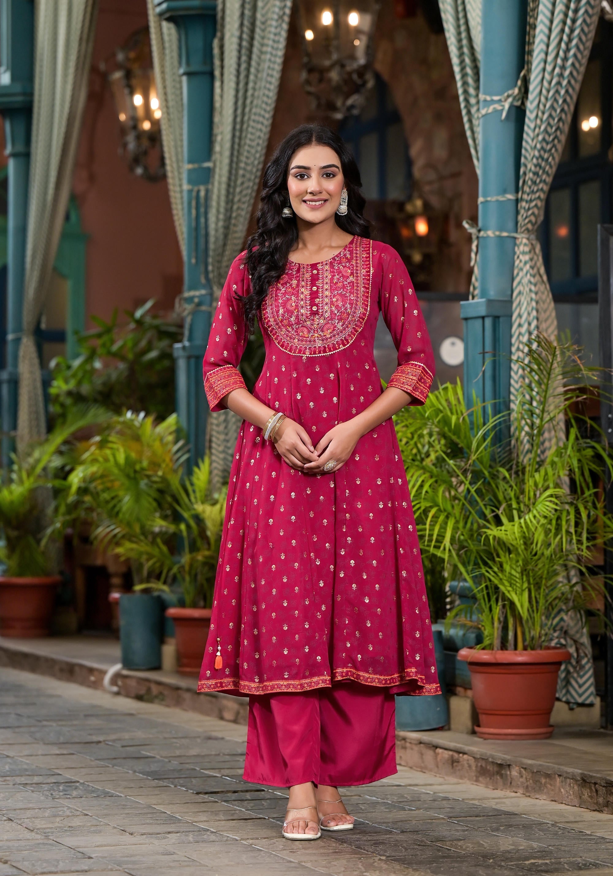 Juniper Women's Pink Georgette Printed Kurta Set